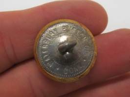 USMS, Waterbury Button Co., Conn. -nappi / button