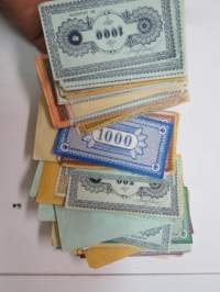 Peli- / leikkirahoja erä - Playing money from boardgames