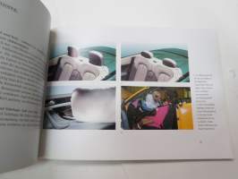 Mercedes-Benz - Die Cabriolets der CLK-Klasse 2002 -myyntiesite saksaksi / brochure in german