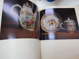 Russian Porcelain in the Hermitage collection (164 colour pictures) - Русский фарфор в Эрмитаже -venäläistä posliinia Eremitaasin  kokoelmista, 164 värikuvaa