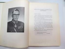 Kymen Jääkäripataljoona (50 vuotta), sisältää joukko-osaston histoariaa, osallistuminen sotiin, eri kirjoittajien artikkeleita -military unit history