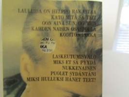 Ressu Redford - Laulussa on helppo rakastaa -C-kasetti / C-cassette