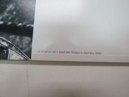 BMW 7 Series Saloon 2000 -myyntiesite / sales brochure