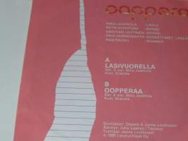 ooppera. lasivuorella /ooppera