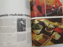 Kaunis Koti 1970 nr 4, sis. mm. seur. artikkelit / kuvat / mainokset; Punainen tupa ja perunamaa - Arkkitehti Tuula Sorainen, Käsite Vuokko, katso sisältö