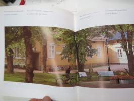 Naantali - Aurinkokaupunki (550-vuotisjuhlajulkaisu) -picture book of Naantali