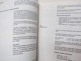 Webasto DW 230, 300, 350 Vesilämmityslaitteet - asennusohjeet Lokakuu 1992 -installation instructions in finnish
