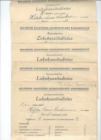 Helsingin kaupungin suomenkieliset kansakoulut Kansakoulun Lukukausitodistus 1929, 1930, 1931, 1932 ja 1933 - todistus  5 kpl