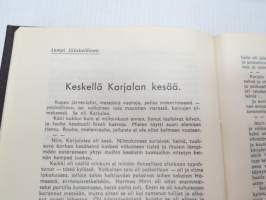 Aseveljien kalenteri 1943, sisältää kalenteriosuuden, johon kirjattu sotatapahtumat 1930-42 loppuvuosi, mm. seur. artikkelit; Sota kansojen ja erityisesti oman