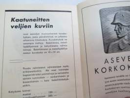 Aseveljien kalenteri 1943, sisältää kalenteriosuuden, johon kirjattu sotatapahtumat 1930-42 loppuvuosi, mm. seur. artikkelit; Sota kansojen ja erityisesti oman