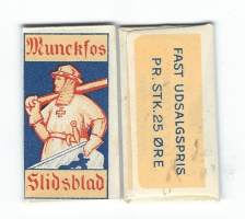Munckfos  - partateräkääre sisällä partaterä