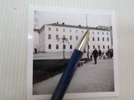 Turku - Tuomiokirkon puisto -valokuva / photograph