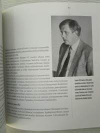 Taistelevat mediat - Lehtikauppaa Porvoossa 1894-1994