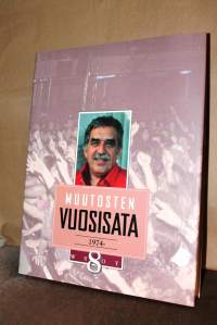 Muutosten vuosisata 1-10. Teossarja tarjoaa poikkeuksellisen monipuolisen kuvan 1900-luvun maailmasta, sen poliittisesta ja yhteiskunnallisesta kehityksestä,