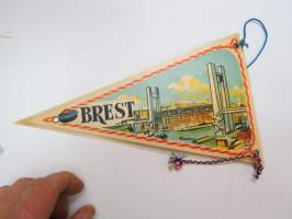 Brest (Ranska) -matkamuistoviiri / souvenier pennant