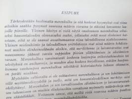 Suomen kauppamerenkulku ja erityisesti linjaliikenteen osuus siinä -finnis maritime traffic