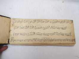 Nuottikirjaa klarinetillaa J: A: Helenius 10.6.1892 -klarinettia soittaneen kansanmiehen käsinkirjoitettu nuottikirja -handwritten clarinetists note book - common