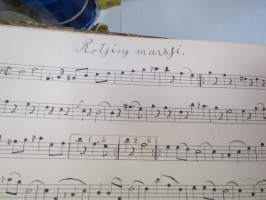 Nuottikirja klarinetille (soittaja J.A. Helenius) -klarinettia soittaneen kansanmiehen käsinkirjoitettu nuottikirja -handwritten clarinetists note book - common man