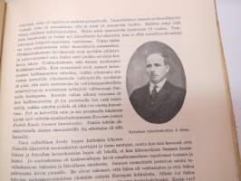 H.T.Y. 40 v - Helsingin Työväenyhdistys 40-vuotias, historiikki - tämä kappale kuulunut Valtiollisen poliisin eli Valpon kokoelmiin (2 leimaa) -history of