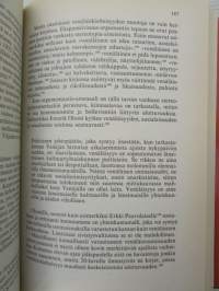 Ryssästä saa puhua... - Neuvostoliitto suomalaisessa julkisuudessa ja kirjat julkisuuden muotona 1918-39