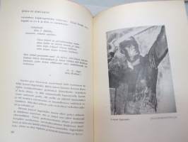 Kirja on kohtaloni -books / reading related short stories