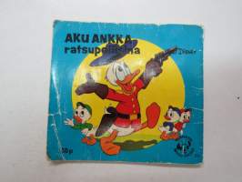 Aku Ankka ratsupoliisina - Walt Disney Minnikirjat nr 33