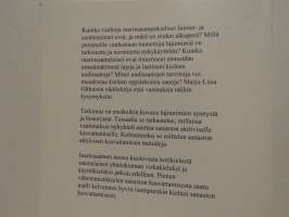 Inarinsaamen lajinnimet - Lintujen ja sienten kansannimitysten historiaa ja oppitekoisten uudisnimien muodostuksen metodiikkaa