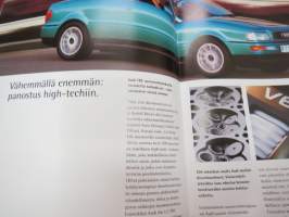 Audi-mallisto 1995 -myyntiesite / sales brochure