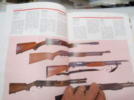Sotilaskäsiaseet - 300 vuotta tuliaseiden historiaa -military hand weapons