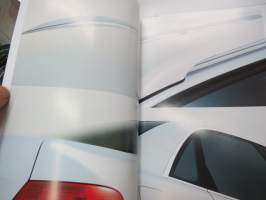 Audi A4 2000 -myyntiesite / sales brochure