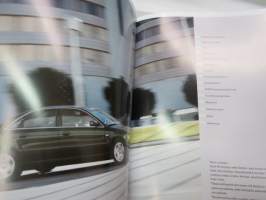 Audi A4 2000 -myyntiesite / sales brochure