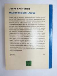 Magnussonin laivue - Suurten ilmavoittojen salaisuus. Kirja on omistettu Mannerheim-ristin ritarille, eversti Gustaf Erik Magnussonille, joka koulutti