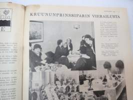 Kotiliesi 1933 nr 1, ilmestynyt 1.1.1933, tammikuu I numero, sis. mm. seur. artikkelit / kuvat / mainokset; Kansikuvitus Rudolf Koivu - &quot;Rekiretki&quot;, Uutta