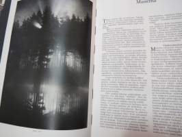 Kauneimmat maisemat -photo book
