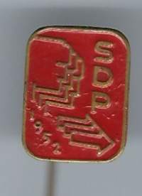SDP 1952 - neulamerkki  rintamerkki