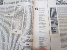Tuulilasi 1972 nr 1, sis. mm. seur. artikkelit / kuvat / mainokset; Toyota Crown 2000 - paljon painavaa rautaa, Talviloma - hanget ja hiihtokeskukset, Uudistuva