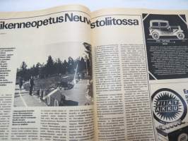 Tuulilasi 1972 nr 1, sis. mm. seur. artikkelit / kuvat / mainokset; Toyota Crown 2000 - paljon painavaa rautaa, Talviloma - hanget ja hiihtokeskukset, Uudistuva
