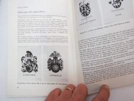 Finsk heraldik i nutiden -näyttelykirja -heraldry exhibition book with articles
