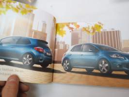 Toyota Auris 2010 -myyntiesite / sales brochure