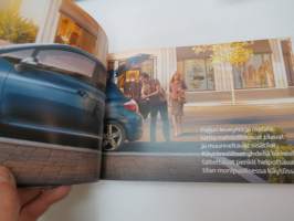 Toyota Auris 2010 -myyntiesite / sales brochure