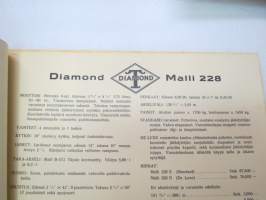 Diamond T 1936 alustamallit -myyntiesite / sales brochure