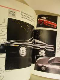 Toyota mallisto 1989 -myyntiesite