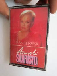 Anneli Saaristo - Elän hetkessä - Kerberos KEC 655 -C-kasetti / C-cassette