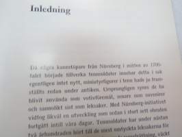 Tennsoldater som leksaker, samlarfigurer och undervisningsmaterial -tinasotilaat leikkikaluina, keräilykohteina ja havaintoesineinä -tin soldiers