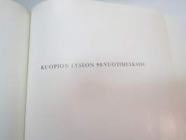 Kuopion Lyseo 90-vuotisjulkaisu - Oppilasmatrikkeli 1872-1962 -school pupils listing