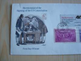 USA:n itsenäisyysjulistuksen allekirjoittaminen 200-vuotta, 1987, USA, ensipäiväkuori, FDC, kuoressa mm. vuosien 1937 ja 1938 Constitution-postimerkit,