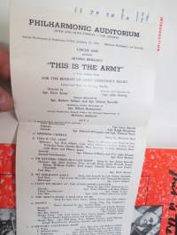 Uncle Sam presents - Irving Berlin´s All Soldier Show &quot;This is the Army&quot; - Souvenir book -Yhdysvaltain armeijan sota-aikaisen (WW II) varainhankintakiertueen