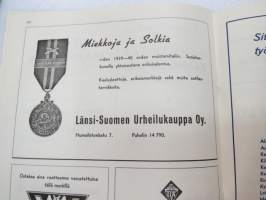 Varsinais-Suomen Vartio 1942 nr 8-9, sis. mm. seur. artikkelit / kuvat / mainokset; Kansikuva - Sotilaspoikia, Sotilaspoikatoiminta - selostus kesäkauden