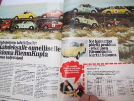 Avotakka 1972 nr 2, kansikuva Riitta &amp; Lasse Mårtenson, arkkitehti Jarkko Kosken oma koti Kuusiston salmen rannalla, Suomen parhaat valmissaunat