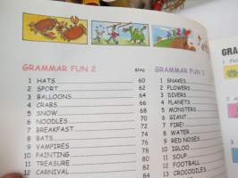 English Grammar Fun - Books 1-3 - Englannin kielioppia sarjakuvina